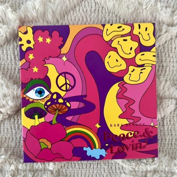 ♥️ Brand New! Urban Outfitters Kara Beauty PEACE & LOVIN' Eye Palette - Picture 3 of 11